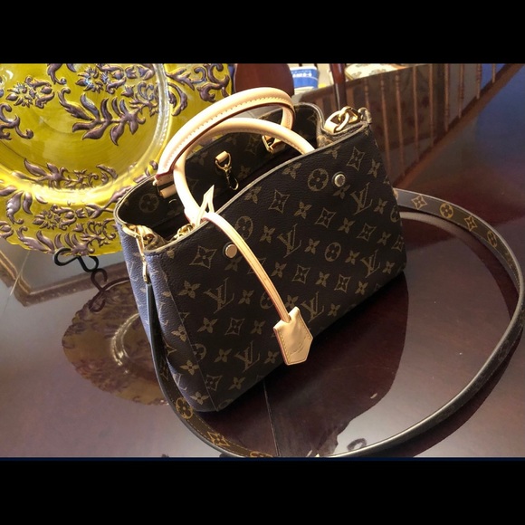 TRADE!! Authentic Louis Vuitton Montaigne BB - Picture 15 of 15